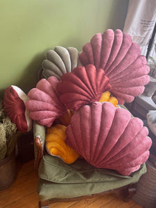 Shell pillows in velvet and linen
